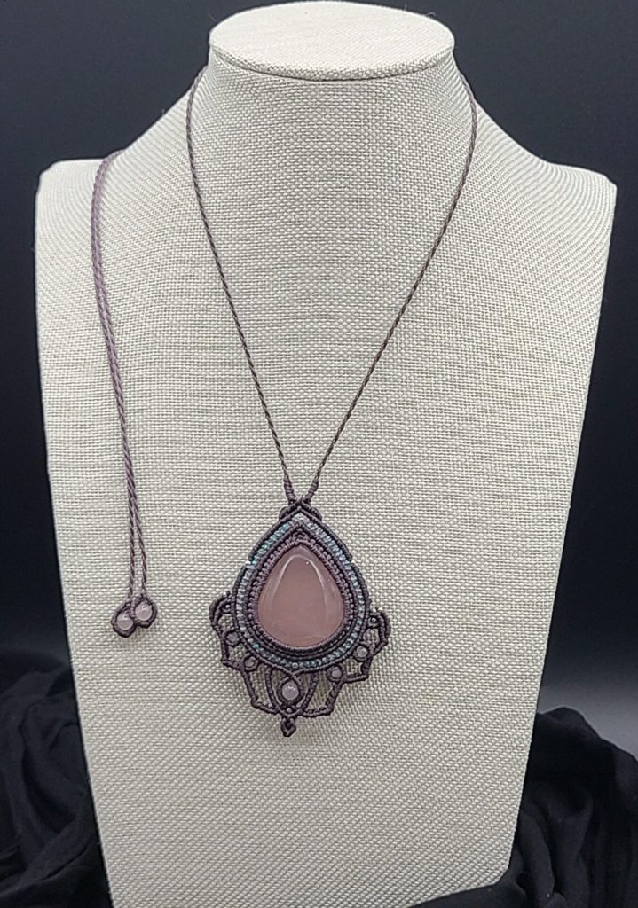 bijoux rose
